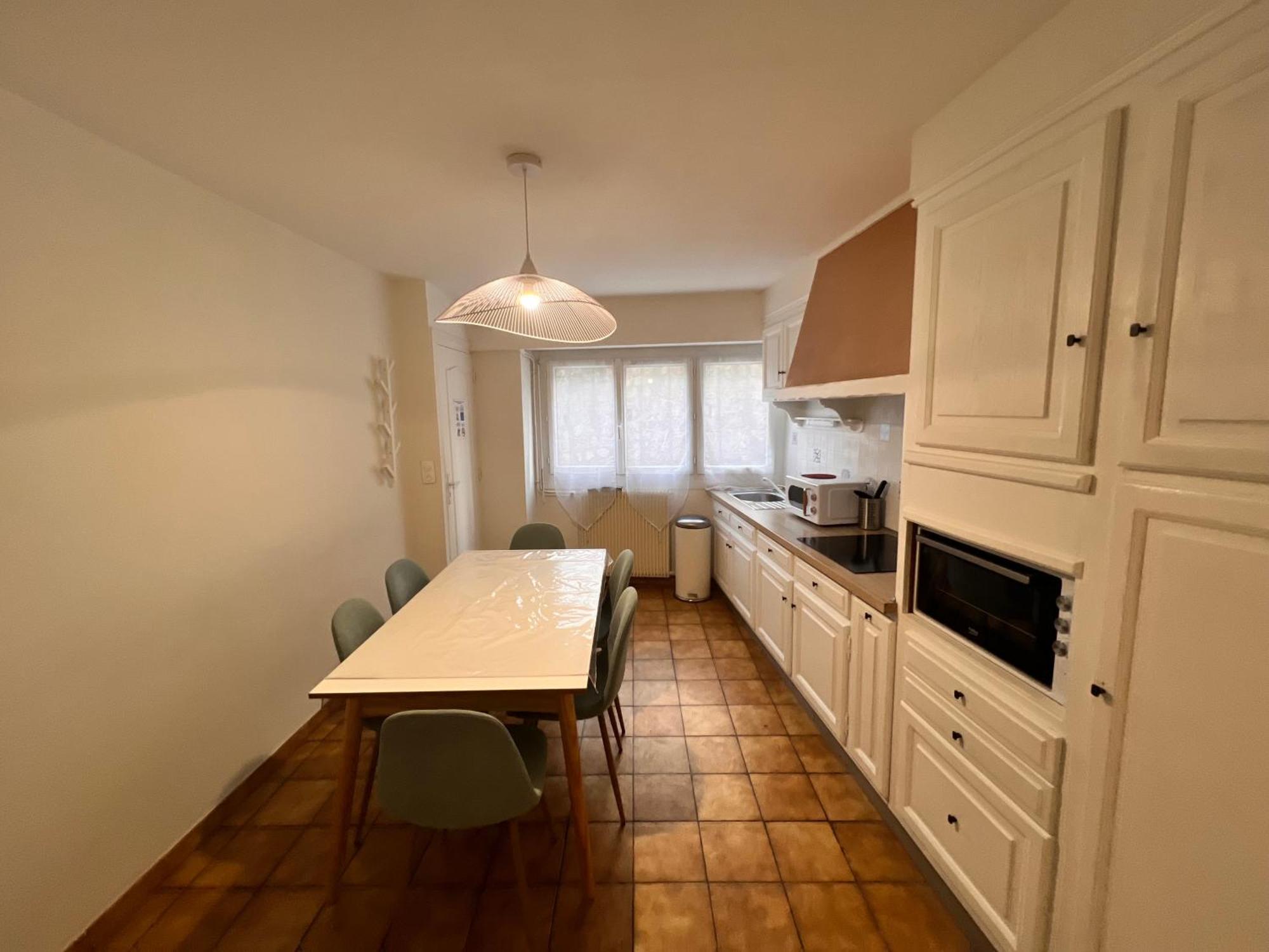 Appartement Rdc 9 Personnes, 2 Chambres, Wifi, Proche Du Centre La Bourboule Exterior foto