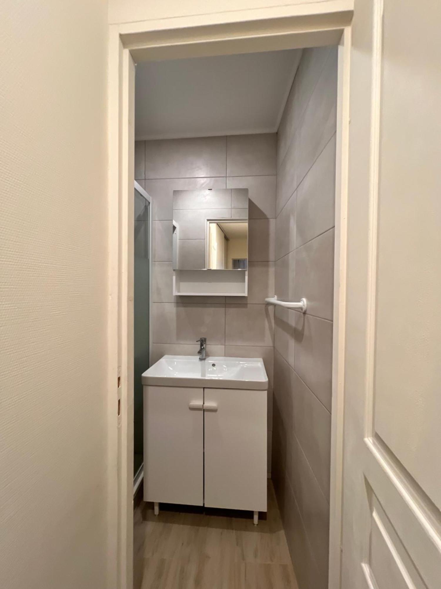 Appartement Rdc 9 Personnes, 2 Chambres, Wifi, Proche Du Centre La Bourboule Exterior foto
